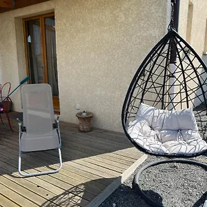 https://la-bohme-gte-de-charme.hotels-rhonealpes.com